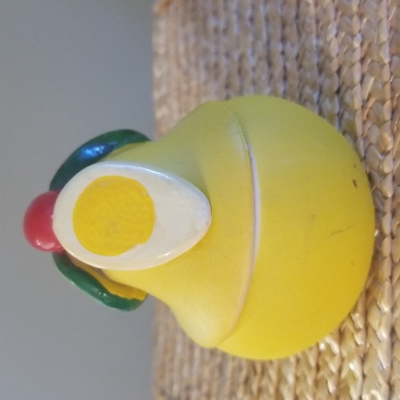 Vintage anthromorphic jar. Whimsical Candle. - Picture 3 of 10